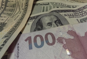 Курс маната к доллару и евро повысился